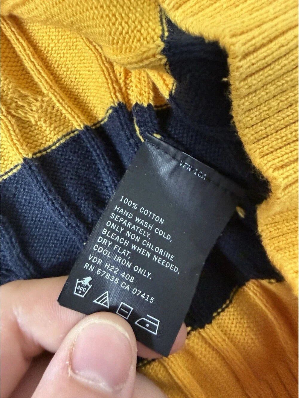 Nautica Men Medium Cable Knit Sweater Yellow Blue Striped Medium Crewneck